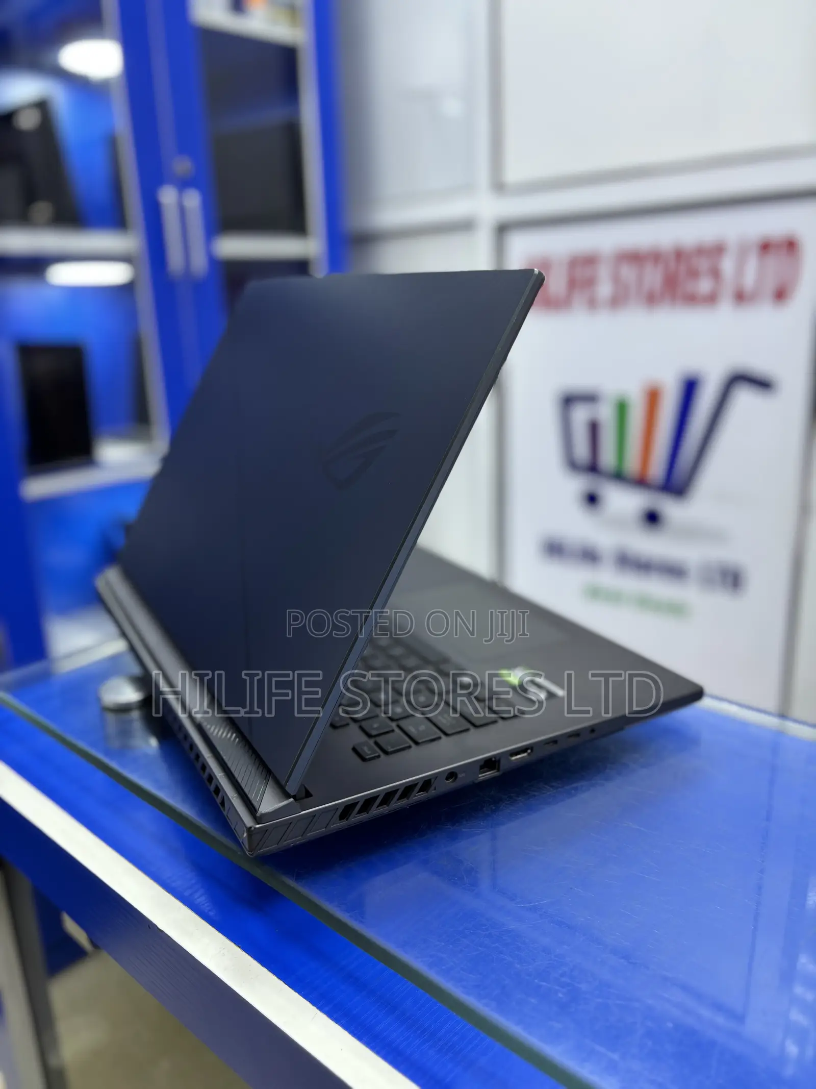 Laptop Asus ROG Strix G18 64GB Intel Core i9 SSD 4T