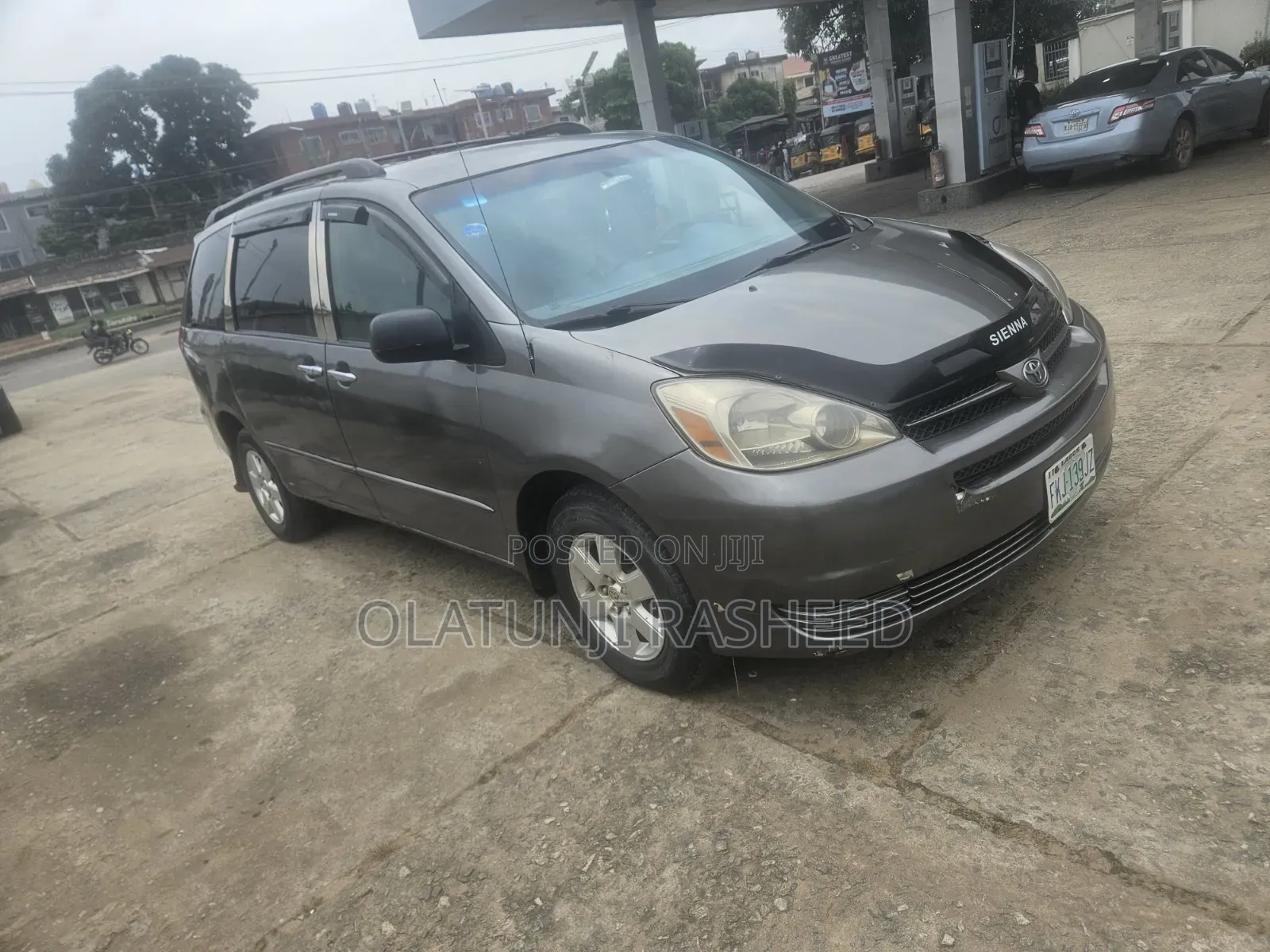 Toyota Sienna 2005 Gray