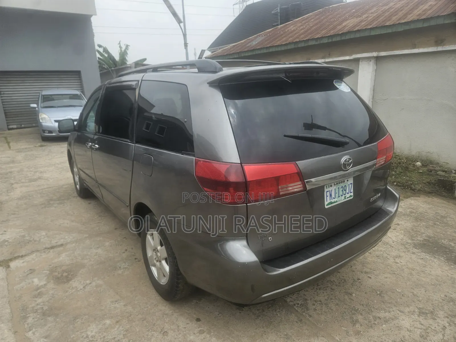 Toyota Sienna 2005 Gray