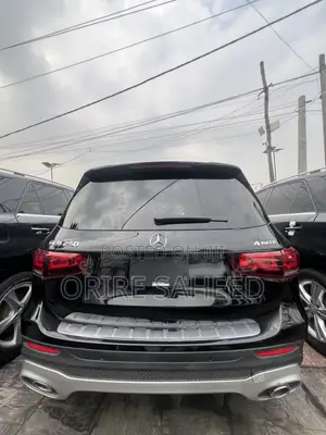 Mercedes-Benz GLB-Class 2022 Black