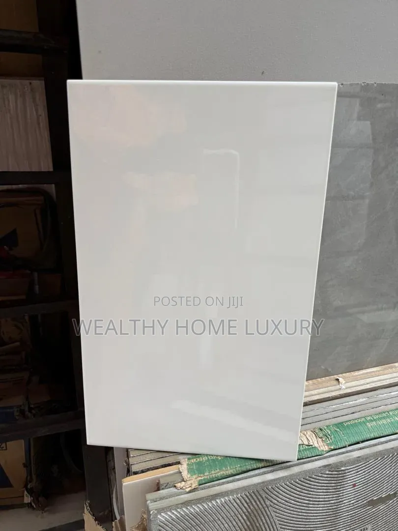 25x40 Linear Dashed Accent Wall Tile (Polished Finish)