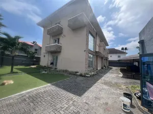 3bdrm Duplex in Lekki Phase 1 for rent