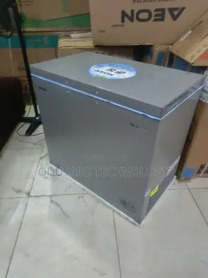 Aeon ACF200GK Chest Freezer for Home Use