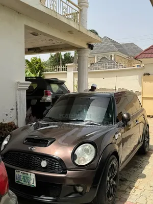 Mini Cooper S 2005 Brown