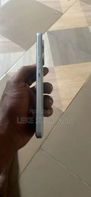 Tecno Camon 19 128 GB Blue