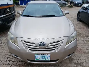 Toyota Camry 2008 Gold