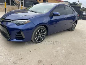 Toyota Corolla SE Special Edition 4dr Sedan (1.8L 4cyl CVT) 2017 Blue