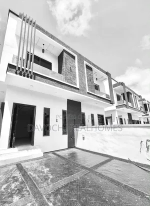 4bdrm Duplex in Chevron for rent