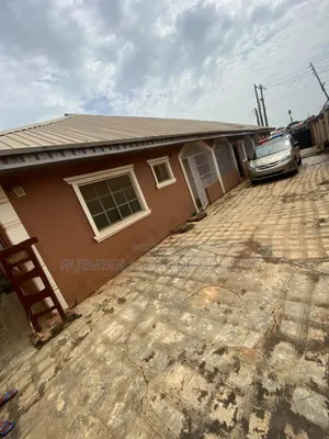 3bdrm Bungalow in Opeyemi, Wema, Alakia for rent