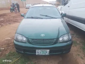 Toyota Avensis Wagon 1.6 VVT-i 2000 Green