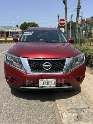 Nissan Pathfinder S 4dr SUV (3.5L 6cyl CVT) 2014 Red