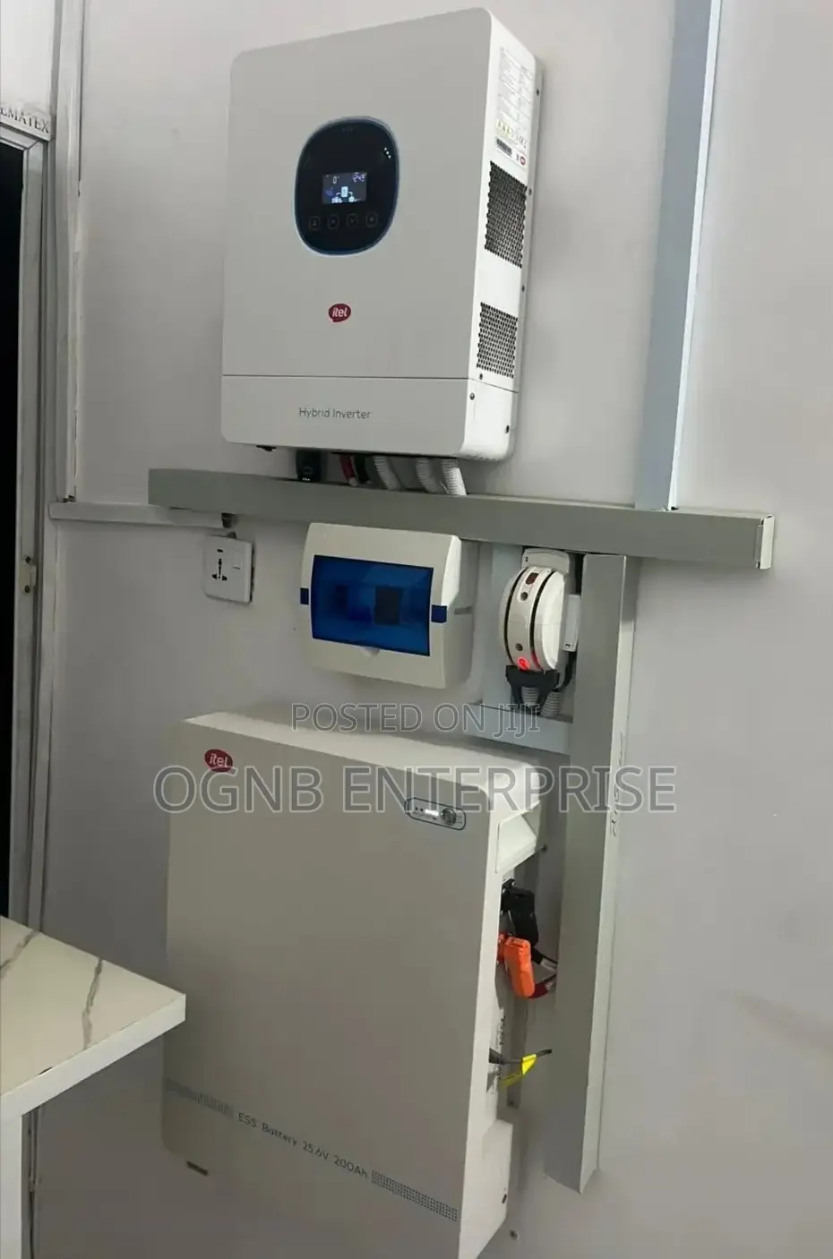 Itel Inverter 4kva 24v