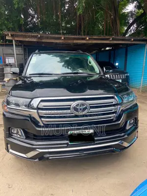Toyota Land Cruiser 4.5 V8 GXR 2011 Black