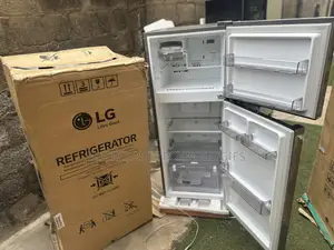 LG 260L Double Door Refrigerator With Energy Saving Inverter
