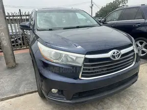 Toyota Highlander XLE 4dr SUV AWD (3.5L 6cyl 6A) 2015 Blue
