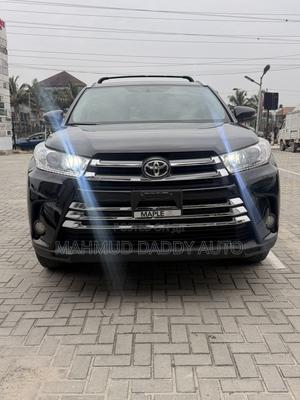 Toyota Highlander XLE 4dr SUV AWD (3.5L 6cyl 6A) 2015 Black