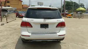 Mercedes-Benz GLE-Class 2016 White