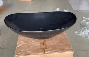 Countertop Oval Vessel Sink / Washbasin.