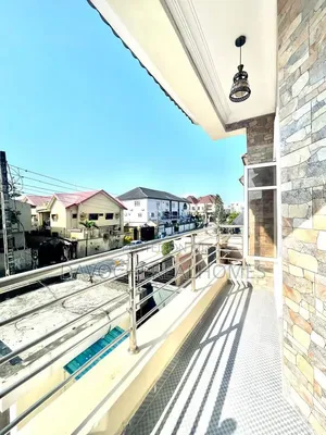 5bdrm Duplex in Ikota for rent