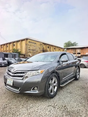 Toyota Venza AWD 2010 Gray