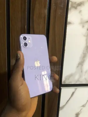 Apple iPhone 11 64 GB Purple
