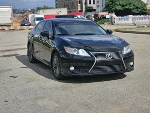 Lexus ES 2013 Black