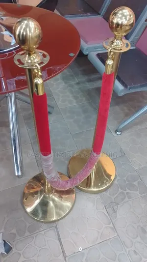 Gold Stanchion/Queue Control/Bank Rope