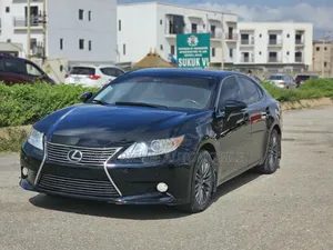 Lexus ES 2013 Black