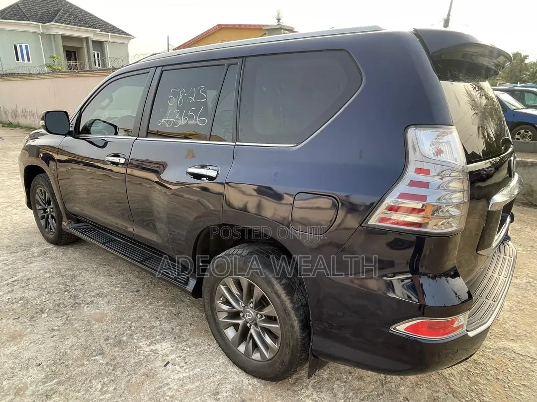 Lexus GX 460 Base 2020 Blue