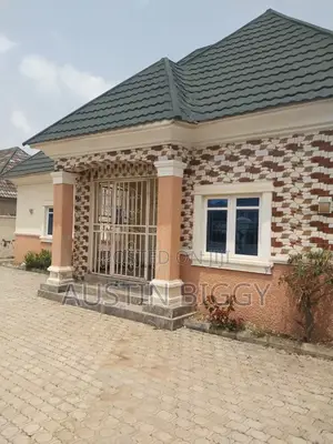 Furnished 4bdrm Bungalow in Hossana Glory Estate, Lugbe District