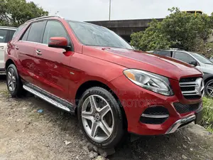 Mercedes-Benz GLE-Class 2018 Red