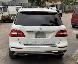 Mercedes-Benz M Class ML350 4MATIC 4dr SUV AWD (3.5L 6cyl 7A) 2014
