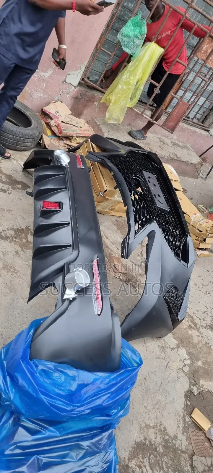 Front and Back Bumper Is 250 2008/2010 to 2020