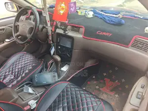 Toyota Camry 2000 Brown
