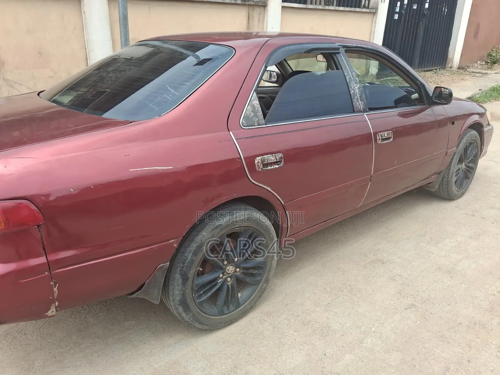 Toyota Camry 2000 Brown