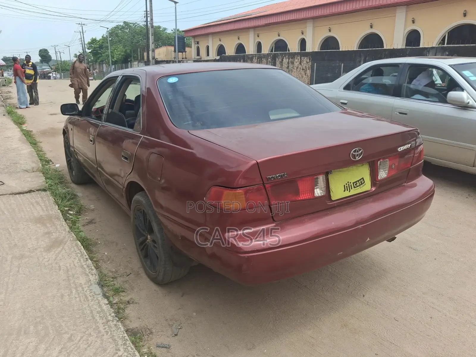 Toyota Camry 2000 Brown