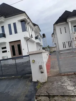 5bdrm Duplex in Cooperative Badore for rent