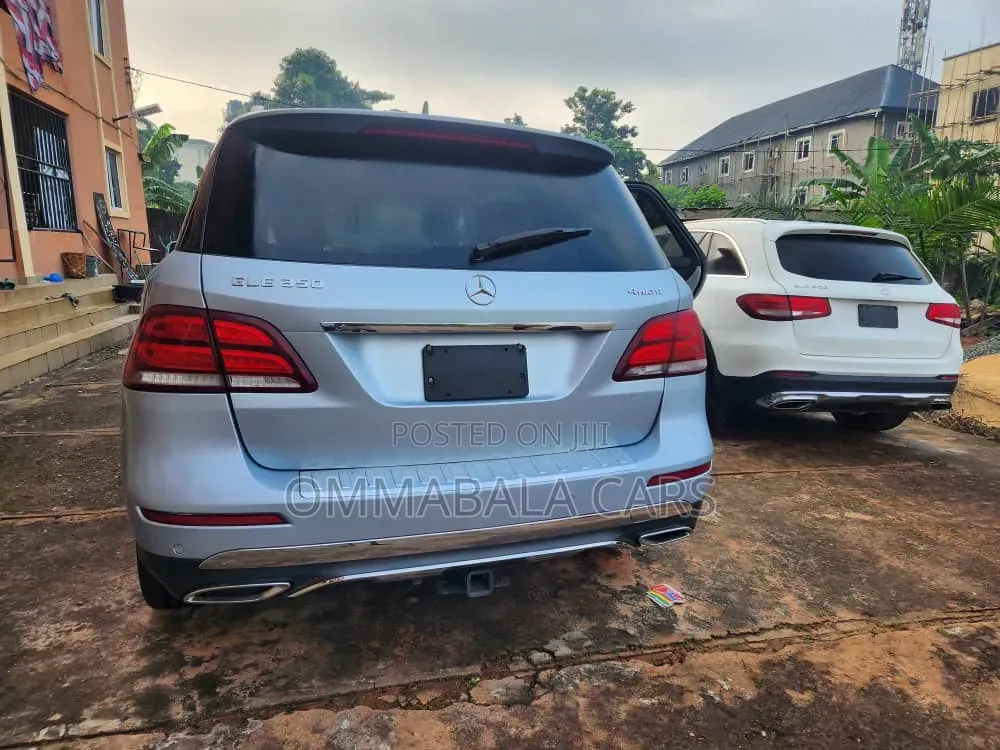 Mercedes-Benz GLE-Class 2017 Silver
