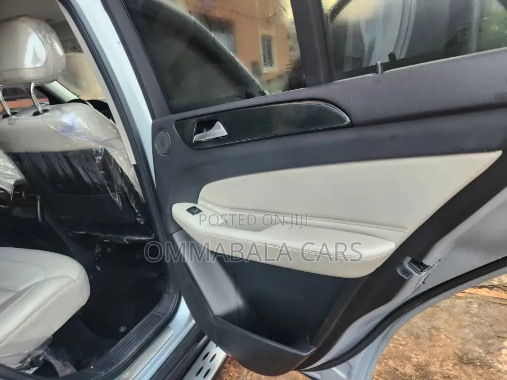Mercedes-Benz GLE-Class 2017 Silver