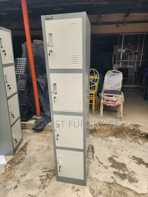 Executive 4doors Metal Worker's Locker.