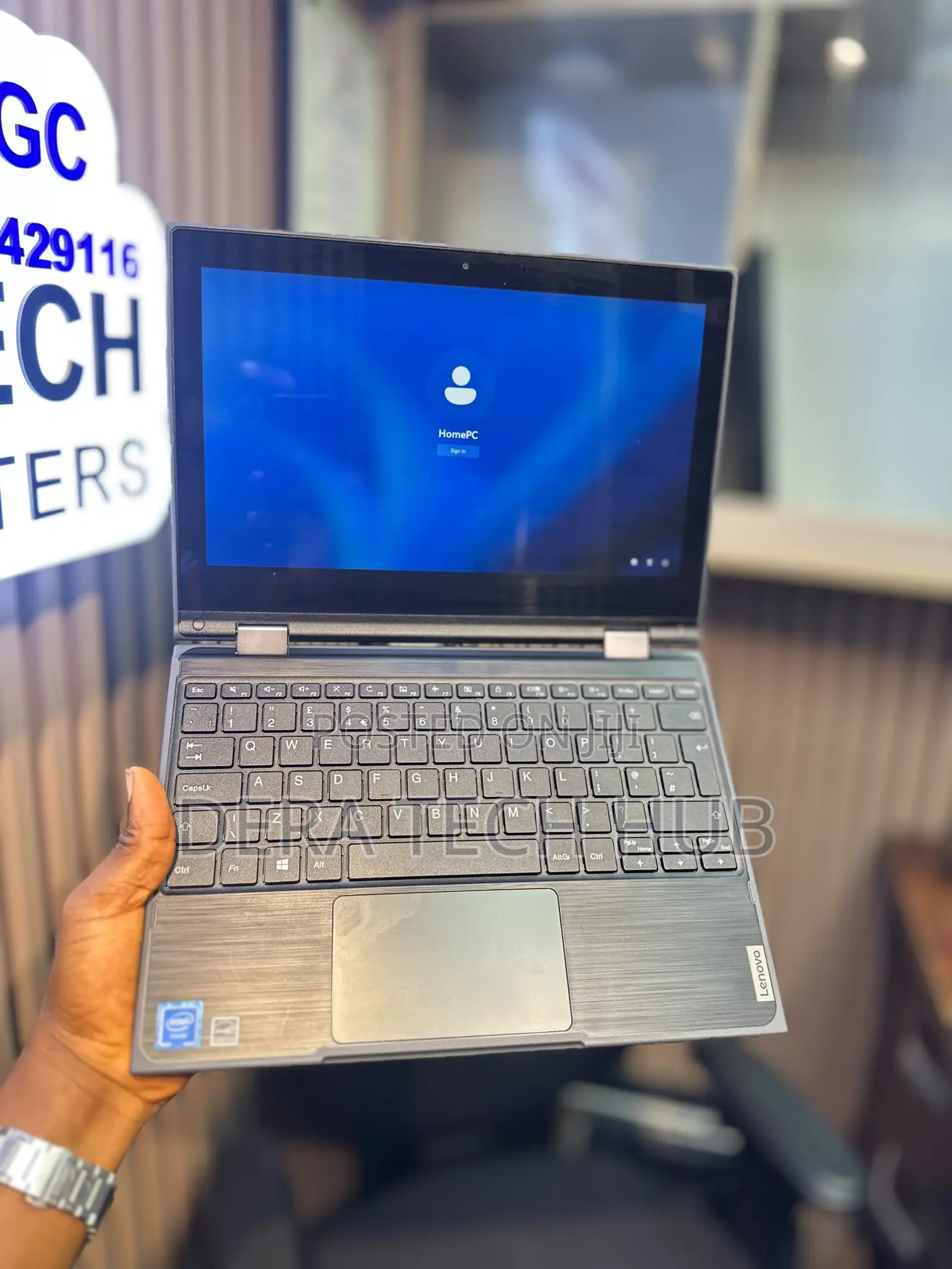 Laptop Lenovo 300e 4GB Intel Pentium SSD 128GB