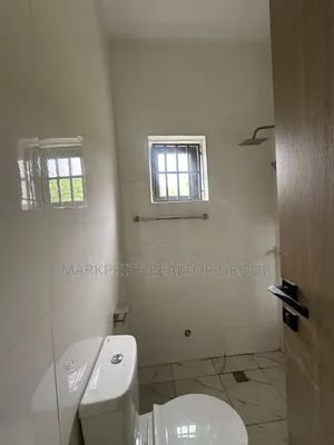 4bdrm Duplex in Guzape District for sale