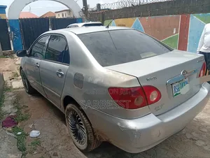 Toyota Corolla 2005 Silver