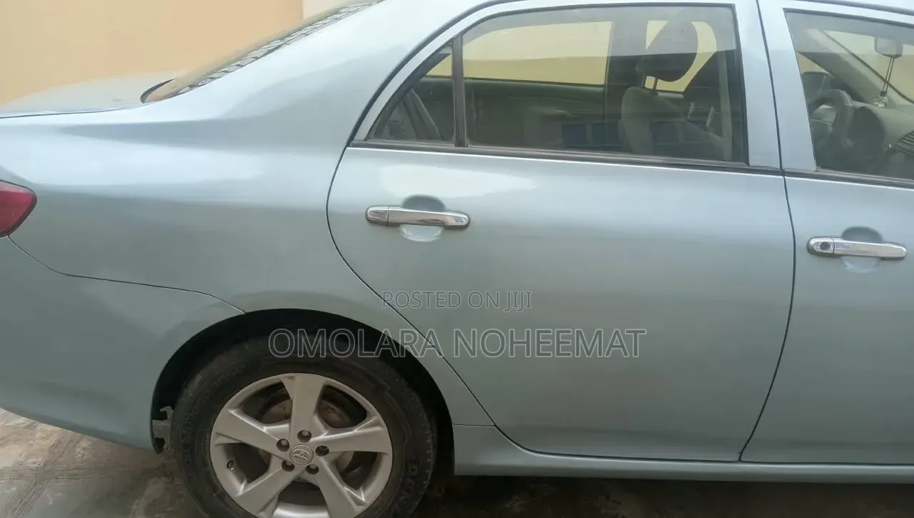 Toyota Corolla 2009 Blue