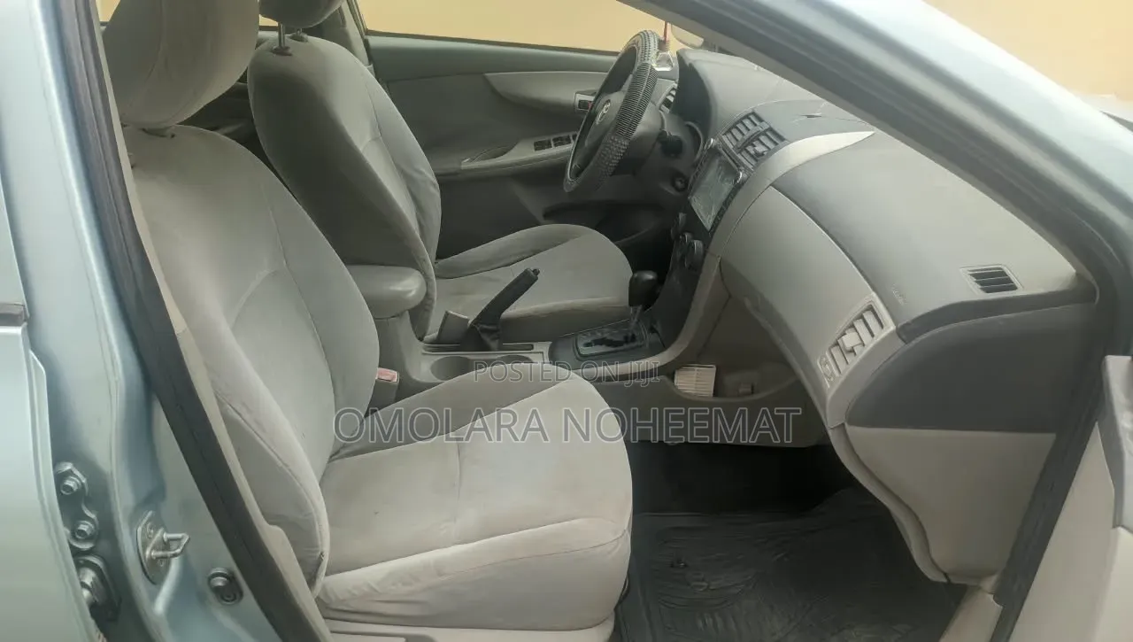 Toyota Corolla 2009 Blue