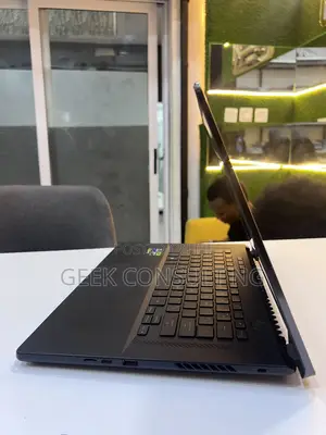 Laptop Asus ROG Zephyrus M16 32GB Intel Core i9 SSD 1T