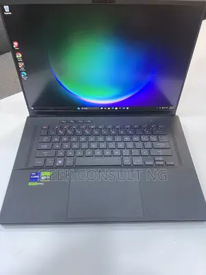 Laptop Asus ROG Zephyrus M16 32GB Intel Core i9 SSD 1T