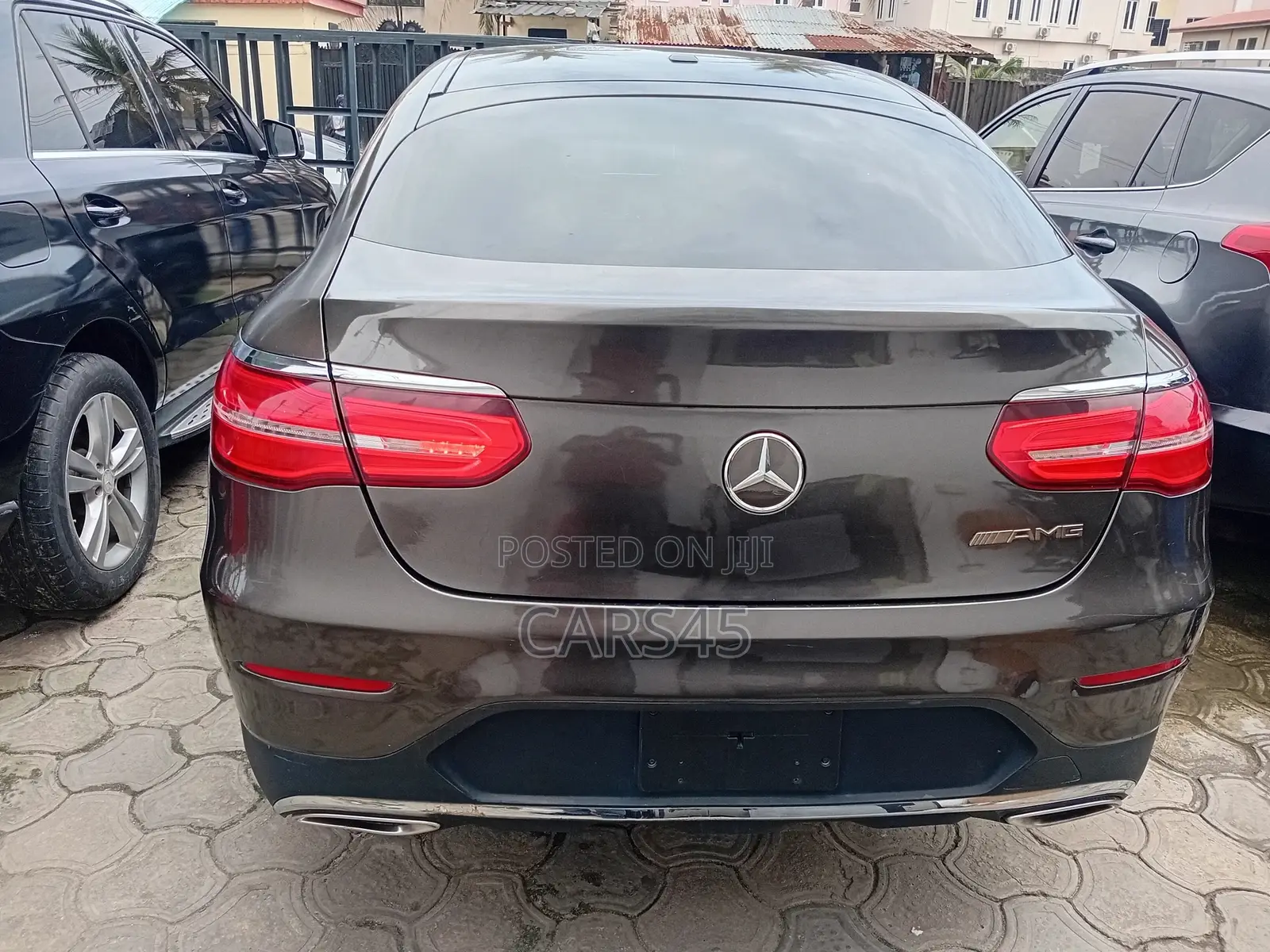 Mercedes-Benz GLC-Class GLC250 Sport Utility 4-Door (2.0L, 4cyl Turbo)