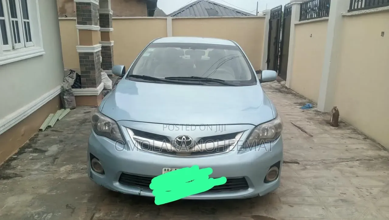 Toyota Corolla 2009 Blue