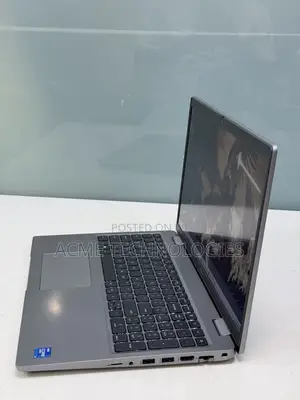 Laptop Dell Precision 3560 16GB Intel Core i5 SSD 256GB